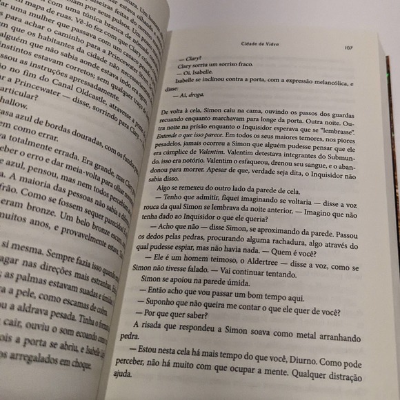 Cidade de Vidro: Os Instrumentos Mortais (Em Portugues Do Brasil) – Cass. Clare - Picture 5 of 8
